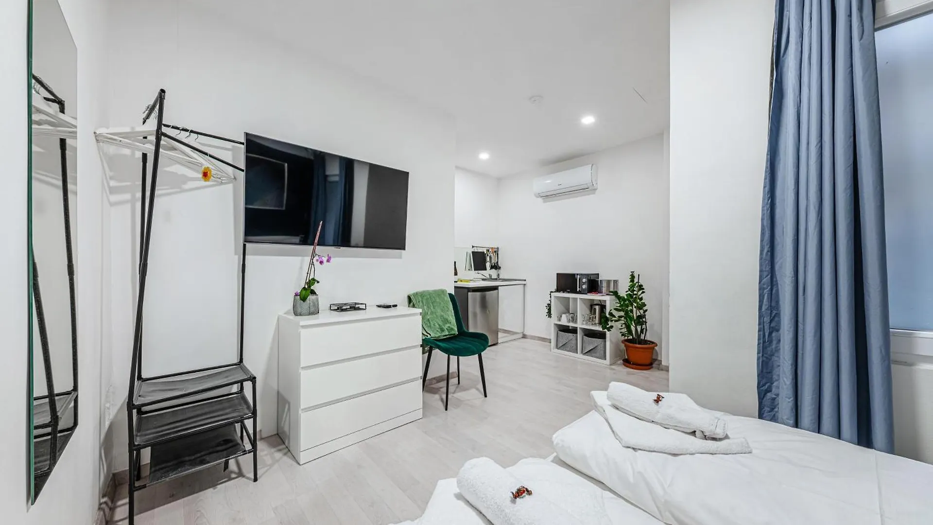 Boutique Studios Budapest Downtown Apartment